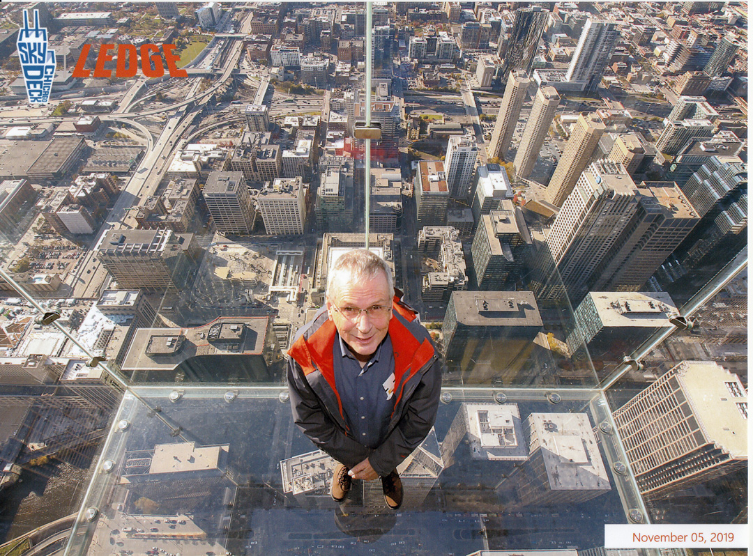 Chicago: Willis Tower, Official Tourist Shot